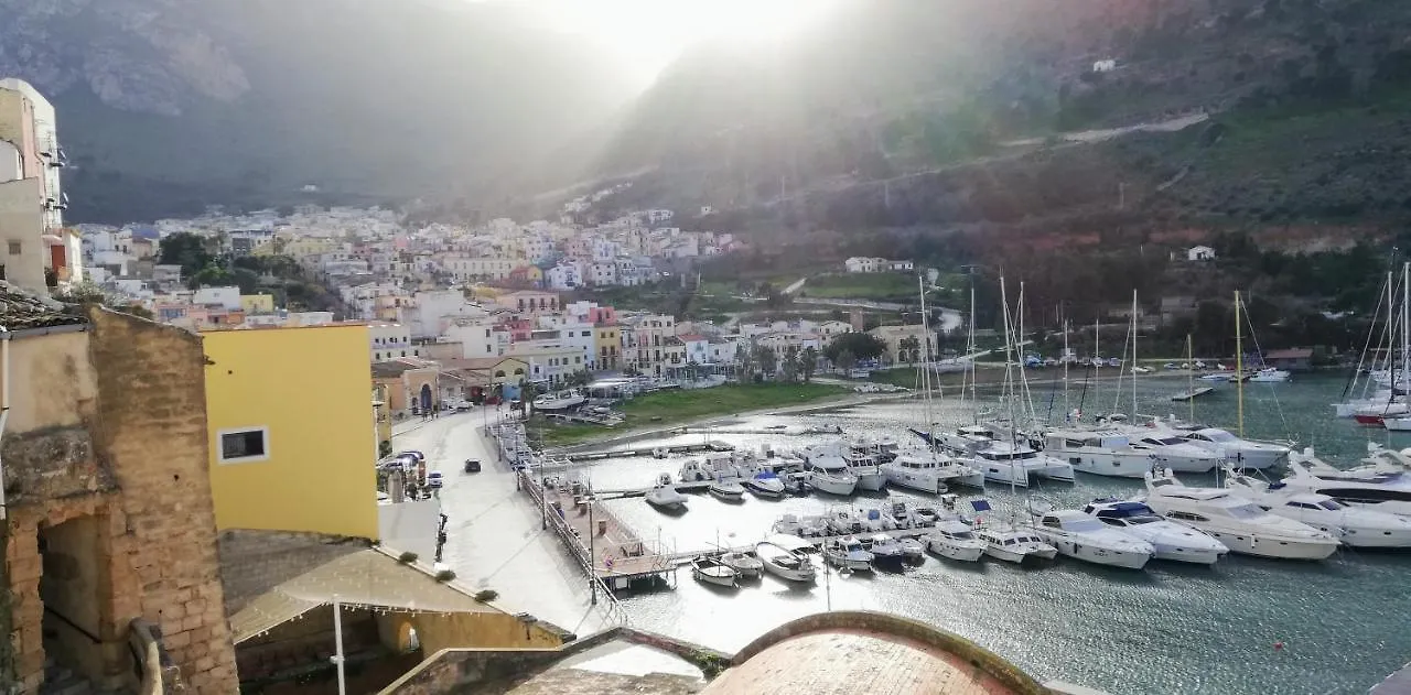Guest house Le Camere Di Mariu Castellammare del Golfo